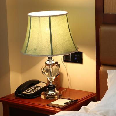 Đèn bàn phòng ngủ RLB  6340