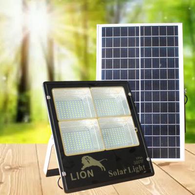 đèn pha năng lượng mặt trời mới LION 200
